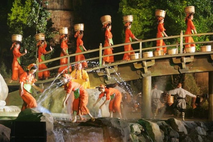 Private Tour to Songyang Academy and Shaolin Temple with Zen Music Ceremony from Luoyang