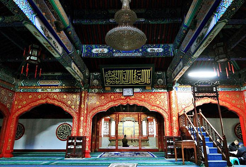 Private Religious Day Tour of Temples, Mosque and Church in Beijing