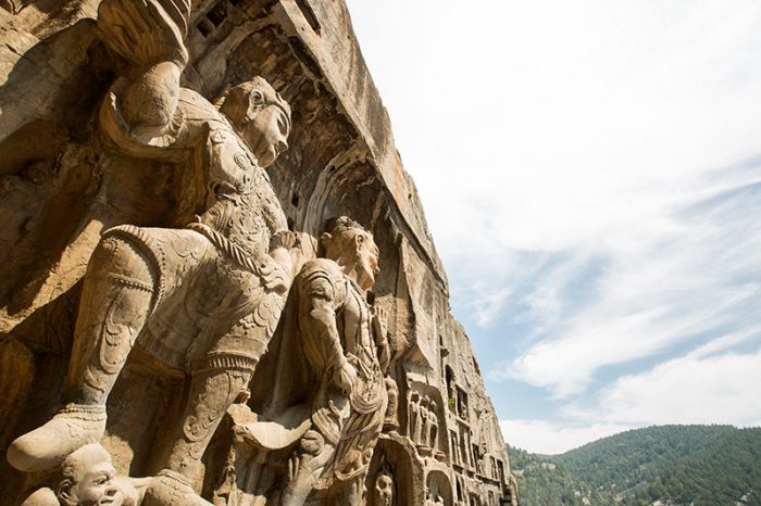 All Inclusive Luoyang Private Day Tour to Longmen Grottoes and White Horse Temple