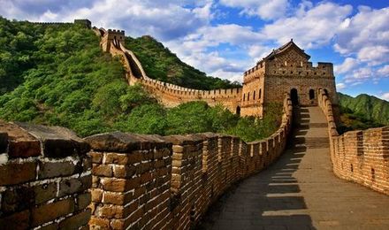 All Inclusive Beijing Mutianyu Great Wall and Hongluo Temple Private Day Trip