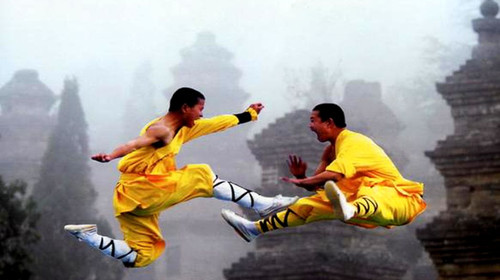 2-Day In-depth Shaolin Temple Discovery Tour from Zhengzhou with Accommodation