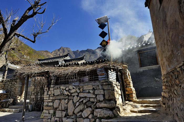 Private Tour to Cuandixia Village with Liulichang Culture Street or Niujie Mosque
