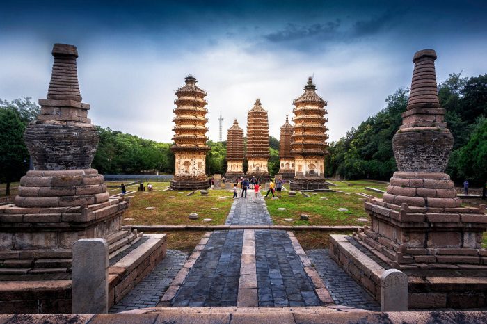 Private Day Tour to Yinshan Pagoda Forest and Ming Tombs from Beijing