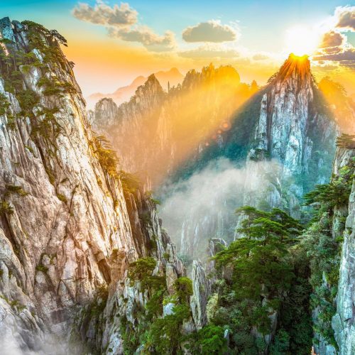 3-Day Private Trip to Huangshan Mountain and Tangmo Ancient Town from Beijing