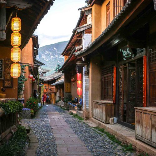 5-Day Private Yunnan Discovery from Shanghai: Kunming, Dali, Shaxi and Lijiang