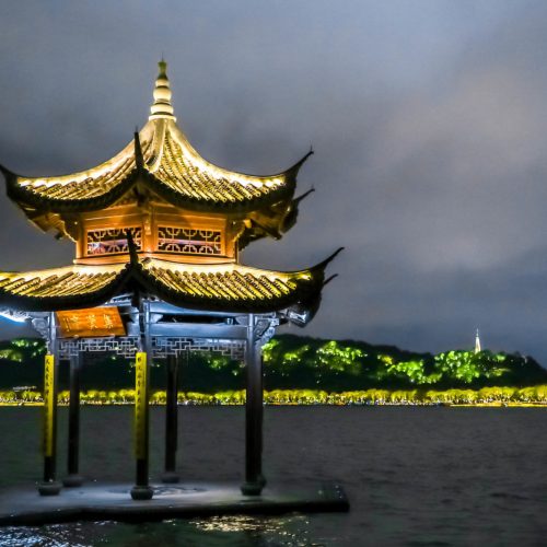 Hangzhou: Private Customized Tour of City’s Top Sights