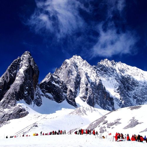 Lijiang Private Essentials Tour to Jade Dragon Snow Mountain including Cable Car