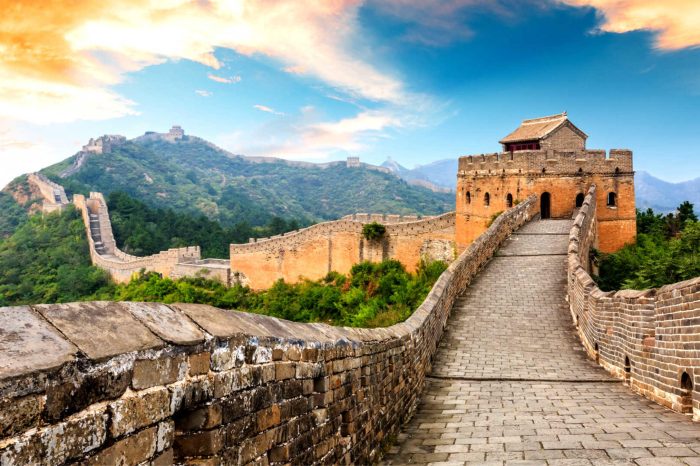 Private Full-Day Tour to Jiayuguan and Xuanbi Great Wall
