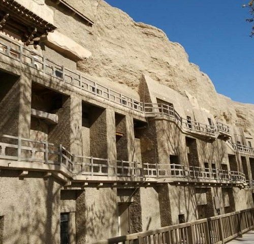 Dunhuang Private Tour: Western Thousand Buddha Caves and Yadan Geological Park