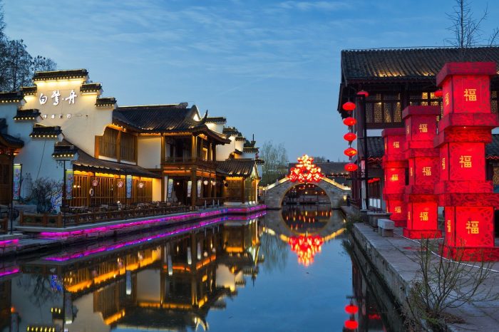 Nanjing: Private Customized City Highlights Tour with Lunch