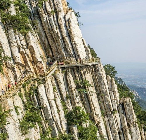 Shaolin Temple and Sanhuang Village Scenic with Cable Car Experience from Zhengzhou