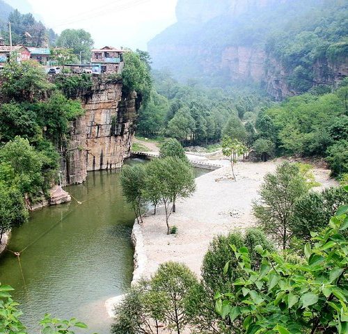 Private Independent Tour to Guoliangcun from Luoyang