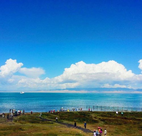 Private Round-Trip Transfer to Qinghai Lake from Xining City Hotel