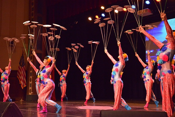 All Inclusive Beijing Private City Sightseeing Tour with VIP Acrobatic Show