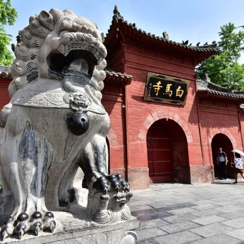 Private Day Tour to Shaolin Temple from Zhengzhou with Flexiable Departure Time