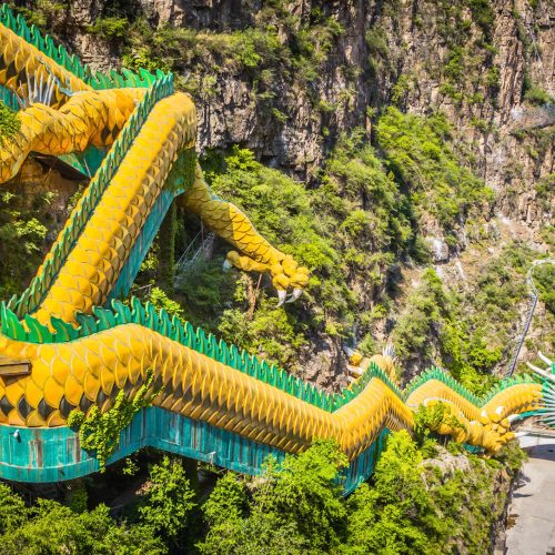 Private Day Tour to Longqing Gorge and Dingling at the Ming Tombs with Lunch and Boat Ride