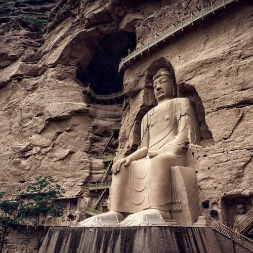 Lanzhou Private Day Tour to Liujia Gorge and Binglingsi Grottoes