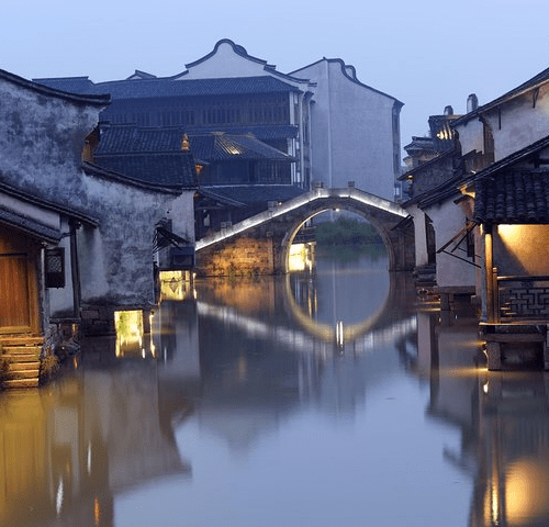 Wuzhen Water Town Delight Tour With Riverside Lunch Experience
