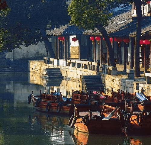 4-Hour Tongli Water Town Private Tour from Suzhou with Boat Ride