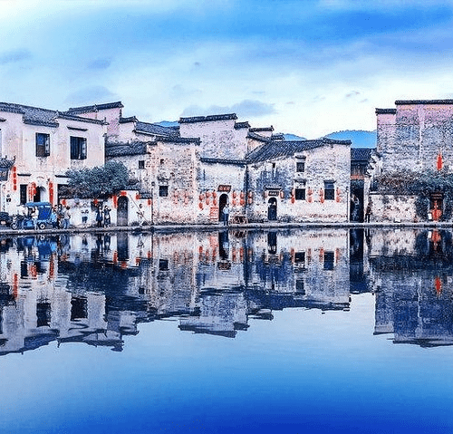 Hongcun Ancient Village Half-Day Private Tour from Huangshan