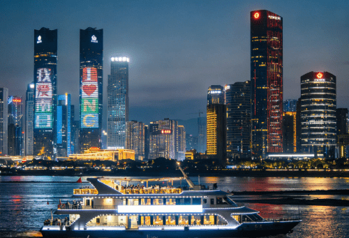 Nanchang Night River Cruise Tour With Shengjin Tower Food Street Tasting Experience