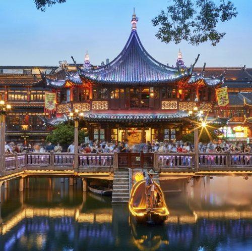 Shanghai: 4-Hour Private Customizable City Tour