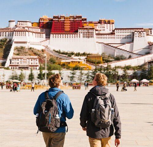5-Day Luxury Tibet Tour with Culture, Lakes and Photo Shoot