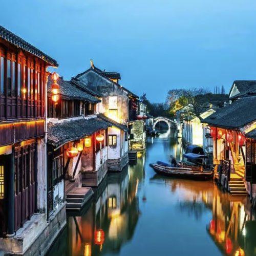 Su Zhou and Zhou Zhuang Water Village Day Tour