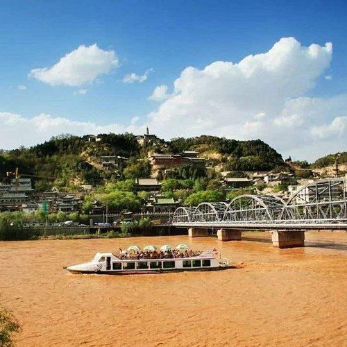 Private Lanzhou City Highlights Tour with Lunch and Yellow River Cruise