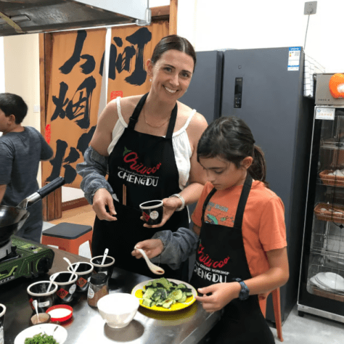 Chengdu: Cooking Class with Fresh Market Half Day Experience