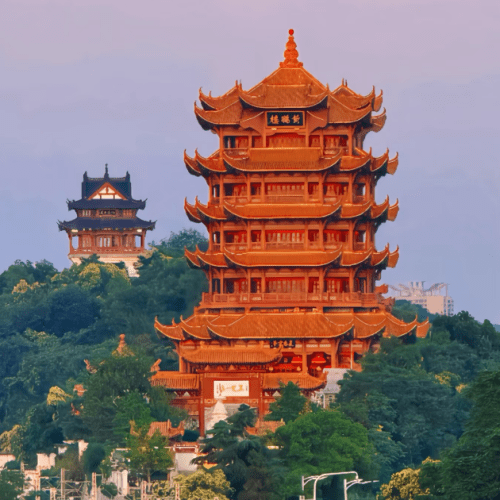 Private Wuhan Day Tour to Yellow Crane Tower, Guiyuan Temple and Hubei Provincial Museum